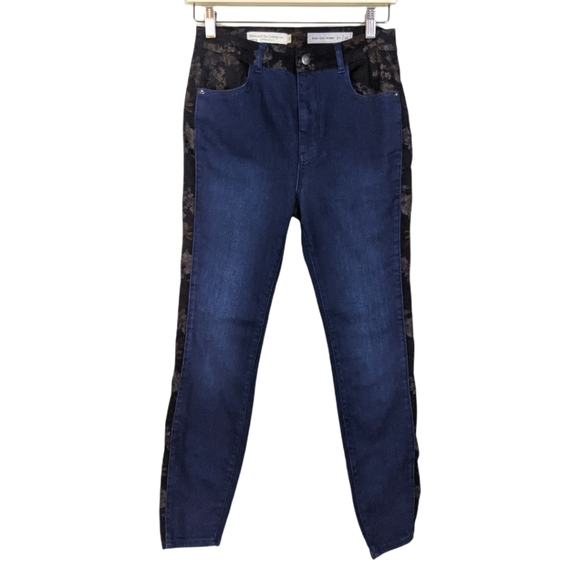 NWOT Pilcro and the Letterpress Floral Contrast High Rise Skinny Jeans - Picture 4 of 9